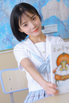 我的同桌很娇软[校园]小说